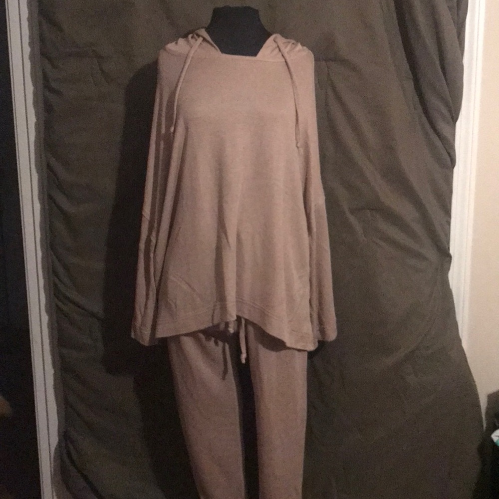 Sale!!! 2/$20💵🤑 Mono b mauve casual lounge wear